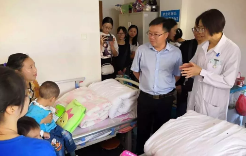全國(guó)助殘日——政府、殘聯(lián)、醫(yī)院聯(lián)合慰問(wèn)暖人心
