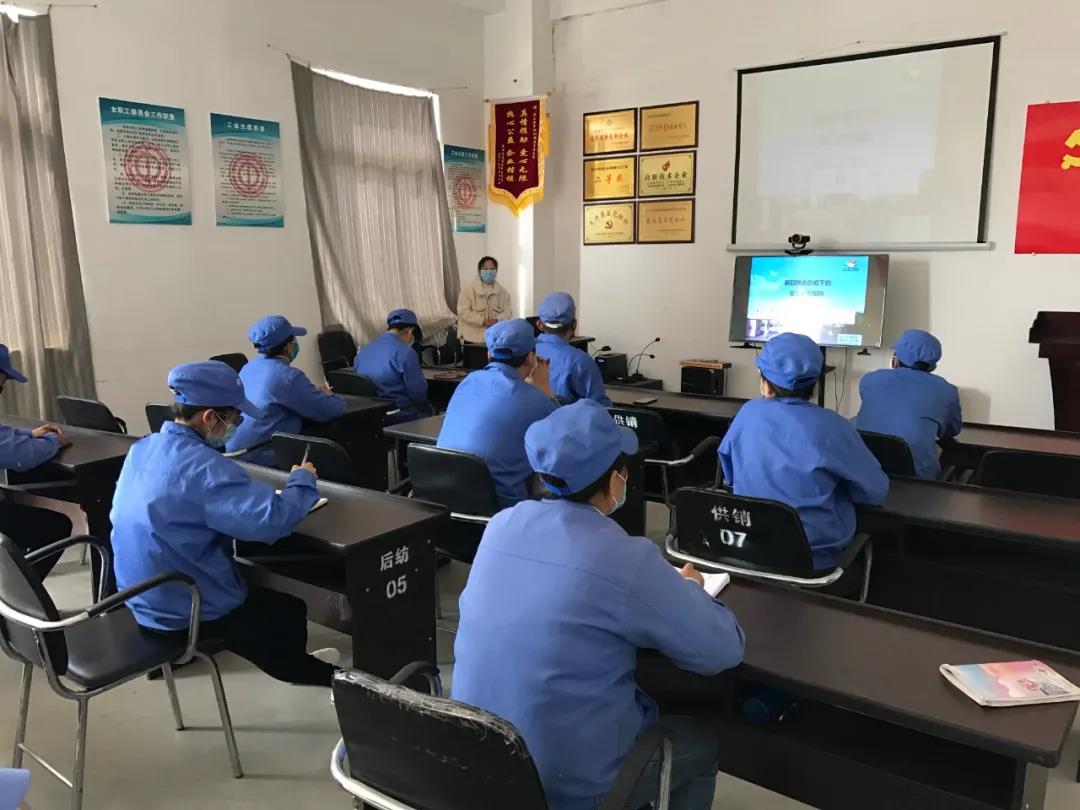 為企業(yè)、工廠等復(fù)工人員聚集地?開展疫情健康防護(hù)知識培訓(xùn)
