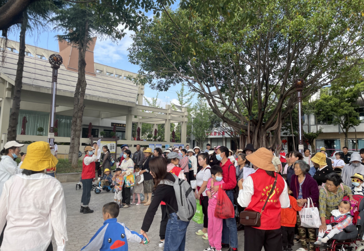 【保山安利醫(yī)院】全國(guó)助殘日“從心出發(fā)，愈見(jiàn)美好”康復(fù)兒童戶外主題活動(dòng)